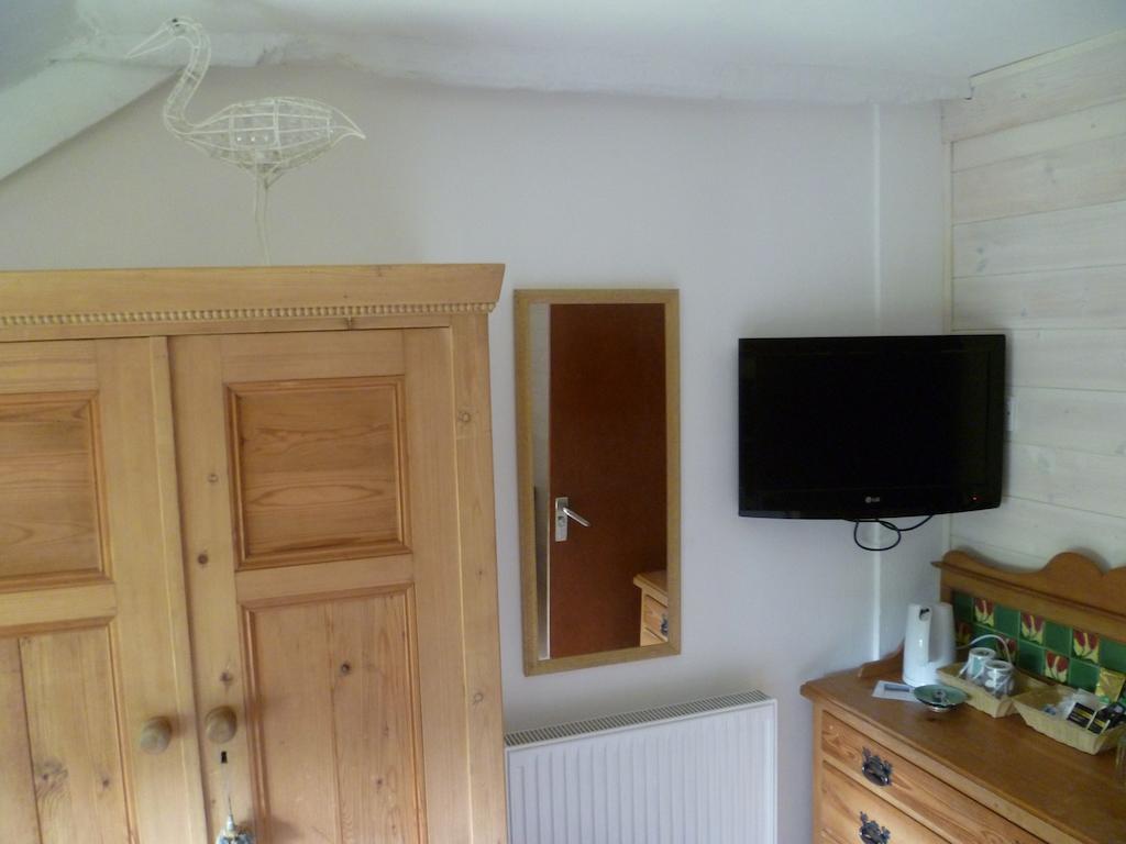 Rumleigh Farm Bere Alston Room photo