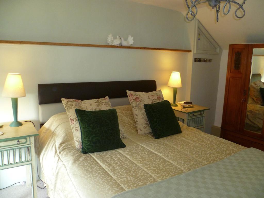 Rumleigh Farm Bere Alston Room photo